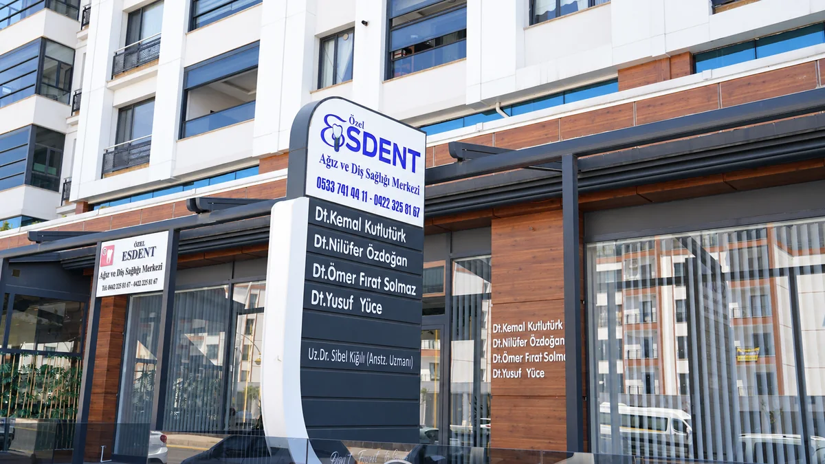 Özel Esdent Ağız ve Diş Sağlığı Merkezi dış cephe