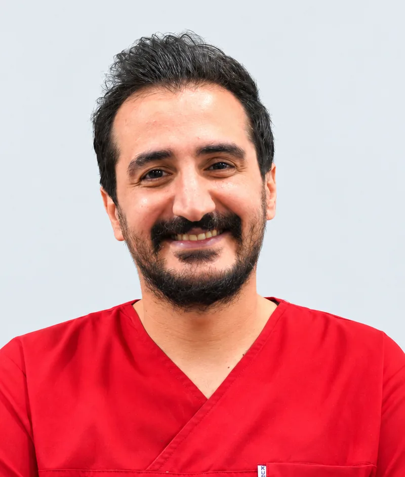 Dt. Ömer Fırat Solmaz